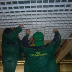 Монтаж решетчатого потолка Грильято